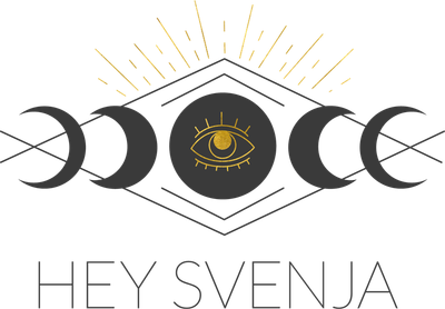 Hey Svenja Logo mit Mondphasen und Auge